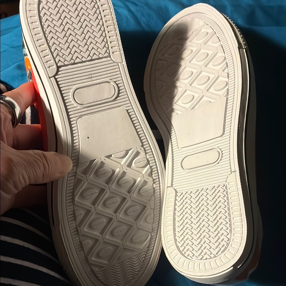 San Antonio Spurs high top sneakers Brand NEW! - Picture 6 of 8